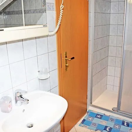 Deb 025 Selliner Mit Terrasse * Sellin (Rugen)